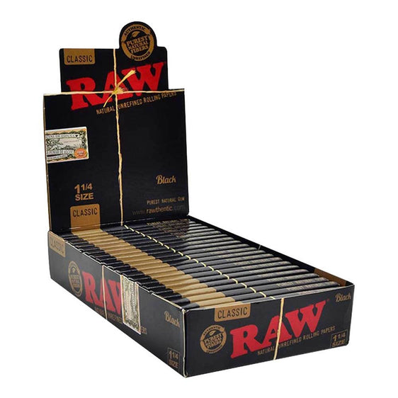 
RAW Black Rolling Papers - 1¼ - UNIT